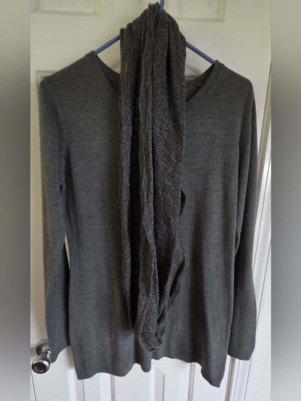 White Stag Charcoal Gray Lightweight Knit Sweater with Matching Infinity Scarf